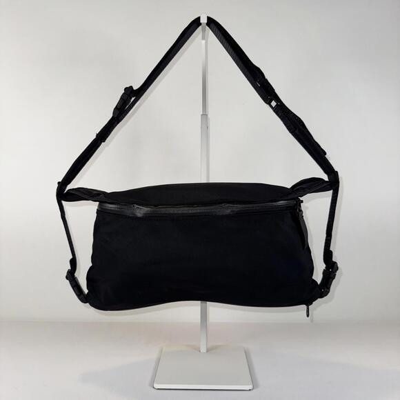 Lululemon Black All Hours Belt Bag - Picture 3 of 6